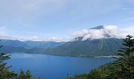 中禅寺湖